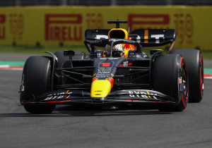 Verstappen usurps Mercedes in qualifying thriller