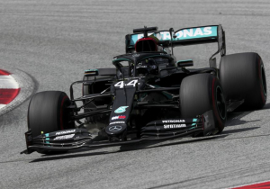 Hamilton wint GP Steiermark: "Voelt als een lange tijd geleden"