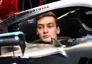 George Russell: Mercedes W13 an "uncomfortable rollercoaster"