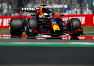 Honda bekijkt of scheur in motor Verstappen gerepareerd kan worden: 'Moeilijke situatie'