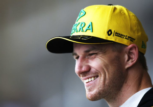 Sainz over Hülkenberg: 'Bij een topteam zou hij meteen winnen'