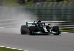 Hamilton fearful of Mercedes strategy after Bottas' qualifying struggles