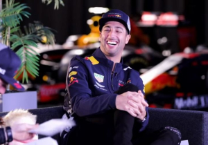 VIDEO: Ricciardo and Verstappen's sideways take on Red Bull's 2018