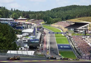 F1-fotograaf spot broer Horner in paddock in België