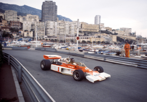 Motorsport icon given moving tribute by F1 title challengers