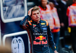 Verstappen erkent dat het niet goed met hem gaat: 'Ik ben ziek'