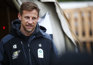 Jimmie Johnson provides Jenson Button NASCAR revelation