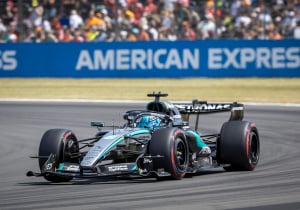 Mercedes omzeilt eerder verboden kwalificatietruc voor meer vermogen Antonelli en Russell