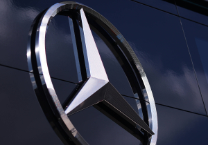 Mercedes F1 stars involved in America's Cup experience