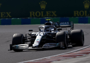 Bottas geërgerd over botsing met Leclerc: "Was totaal onnodig"