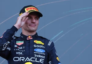 Verstappen pakt pole in Maleisië: 'Nog heel veel kleine dingetjes niet goed'