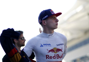 Lof voor zeventienjarige Verstappen: "Hij had een soort aura om zich heen"