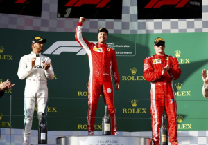 Hamilton let down by software "bug"