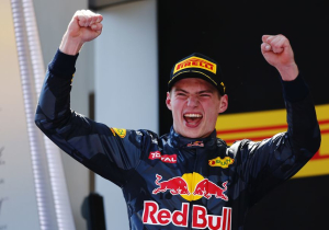 Formule 1 staat stil bij jubileum eerste overwinning Verstappen