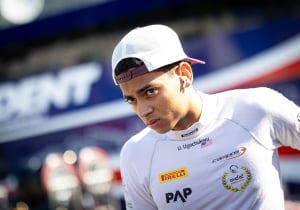 F3-titelkandidaat ramt McLaren-collega expres op Monza, FIA deelt verrassend lage straf uit