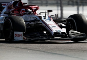 Alfa Romeo to switch focus to 2022 early - Vasseur