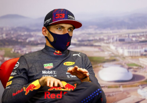 Verstappen heeft niks op met Senna/Prost-vergelijking: "Het boeit me allemaal niet zoveel"