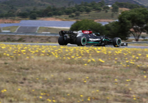 Mercedes blij met bandenkeuze Red Bull: 'Gezien onze positie is dat gunstig'