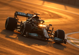 Hamilton avoids double-yellow penalty ahead of Saudi Arabian Grand Prix