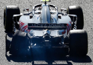 F1 drivers left 'blind' by modern cars