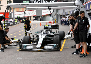 Mercedes: 'Fout bij pitstop Hamilton vertraagde Bottas'