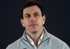 Toto Wolff: 'Onze gedachten zijn niet bij andere coureurs'