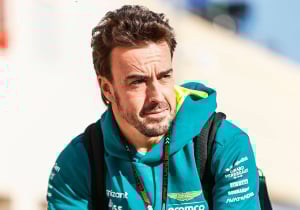 Alonso reveals timeline for HUGE contract talks