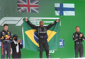 Vier jaar na dato: Hamilton's meest imposante comeback uit zijn loopbaan