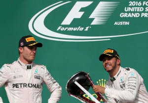 Nico Rosberg: 'Zou best wel weer vrienden met Hamilton willen worden'