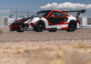 Voormalig Porsche 911 van Verstappen gaat onder de hamer