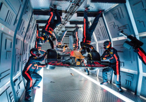 VIDEO: Red Bull complete zero-gravity pitstop