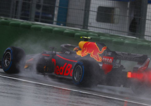 Verstappen hoping for Ferrari and Mercedes errors