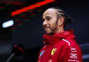 F1 Lewis Hamilton Oggi: Parteciperà agli Oscar?;  il passaggio di Vettel alla Ferrari e perché NON è un bene