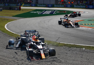 Alonso schaart zich achter Verstappen en Red Bull: "Het was een race-incident"