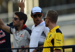 Magnussen: Grosjean faster than Button