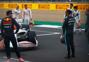 Verstappen ziet beoordeling in Formule 1-game wederom dalen