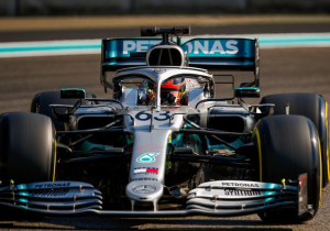 Schumacher over vervanger Hamilton: "Denk dat ze voor George Russell gaan"