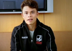 De Vries houdt hoop op de Formule 1: 'Afgelopen seizoen gepresteerd met minimale middelen'