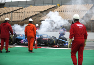 Alonso car fire ends Alpine's test early