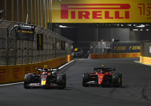 Checo Pérez: "Bloquee a Carlos Sainz, pero no hice nada ilegal"