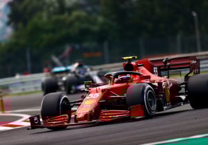 Binotto blij met kritische reactie Sainz op strategie Ferrari: "We beslissen samen"