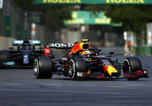 Horner -"World dropped from under us" with Verstappen blowout