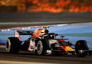 Max Verstappen legt schuld bij Hamilton neer: "Was genoeg plek aan de linkerkant"