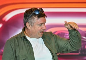 Sky F1 commentator David Croft apologises live on air for remarks about former F1 star