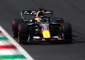LIVE | GP Italië: Verstappen haalt Russell in voor leiding, Gasly valt terug
