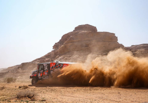 Dakar 2024: Van Kasteren wint Etappe 1, zes Nederlanders in top tien bij trucks