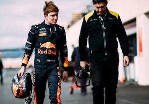 VIDEO: Red Bull presenteert haar juniorteam voor 2018