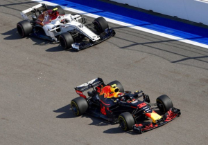 Max Verstappen: "In de toekomst worden wij zoals Hamilton en Vettel"