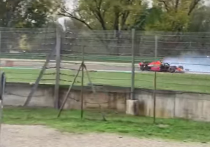 VIDEO: Unieke beelden en geluid van klapband Verstappen vanaf de tribune