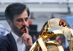 VIDEO | FIA-voorzitter schrikt van salaris Verstappen en collega's: "Is dat eerlijk?" | GPFans News